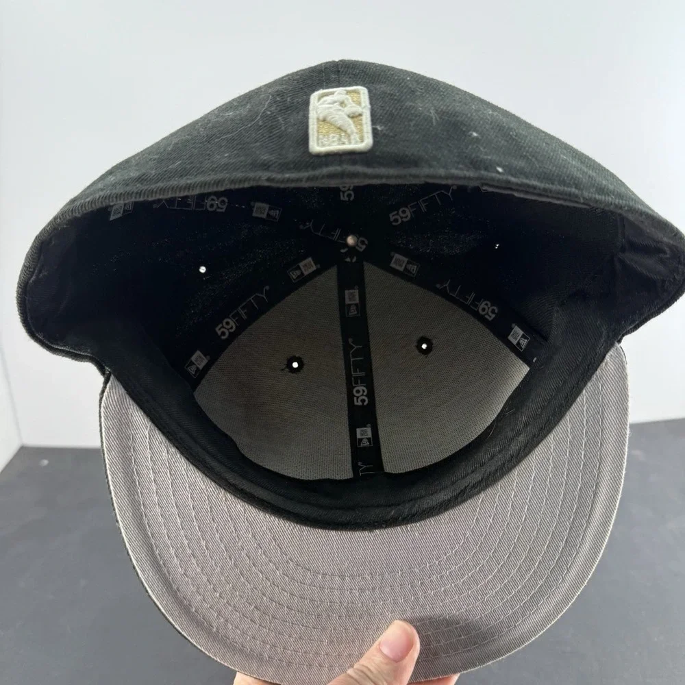 Toronto Raptors New Era Team Black Logo 59FIFTY Fitted Hat 7 1/2